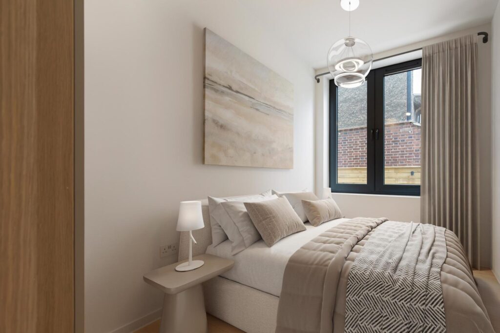 43 Creswick Road, W3 9HG